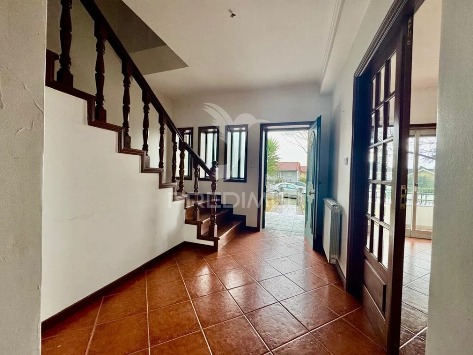 Moradia T4 para Venda em Sande (São Martinho) Foto 16