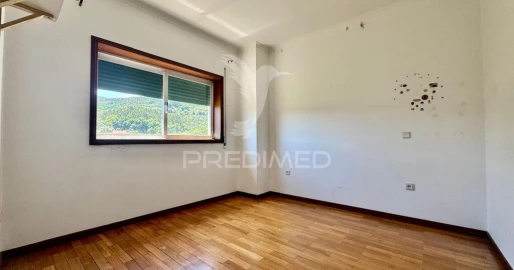 Moradia T4 para Venda em Sande (São Martinho)