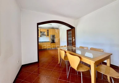 Moradia T4 para Venda em Sande (São Martinho)