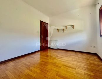 Moradia T4 para Venda em Sande (São Martinho)