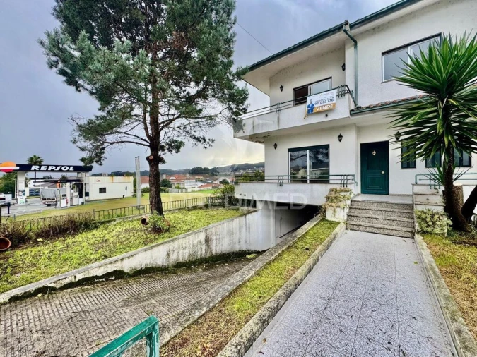 Moradia T4 para Venda em Sande (São Martinho)