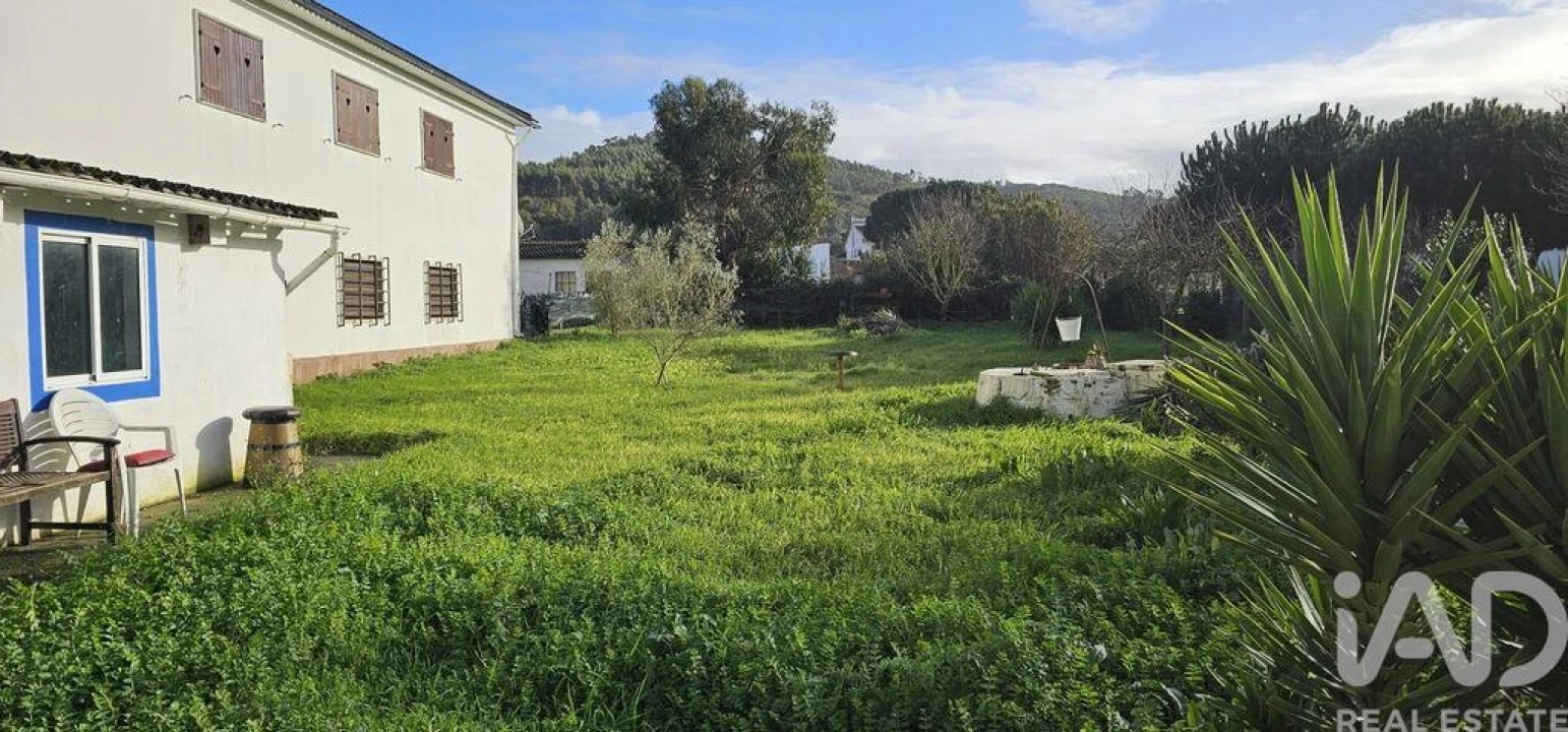 Moradia T1 para Venda em Cela Foto 16