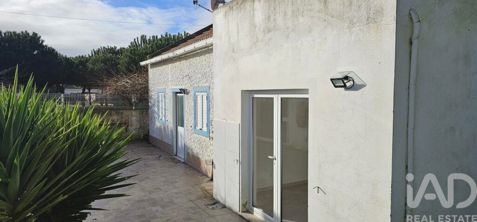 Moradia T1 para Venda em Cela Foto 15