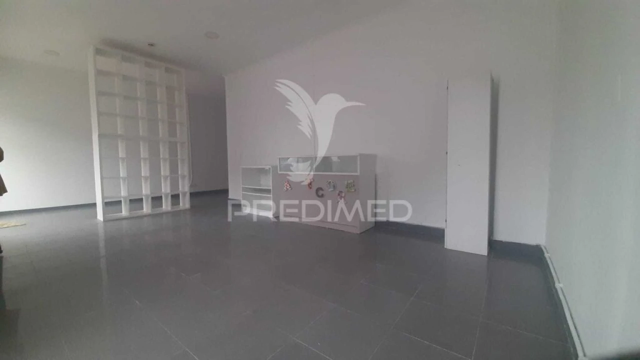 Loja para Arrendamento em Gambia-Pontes-Alto da Guerra Foto 5