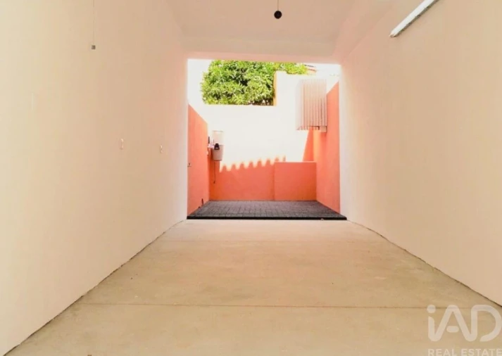 Apartamento T3 para Venda em Carcavelos e Parede Foto 21