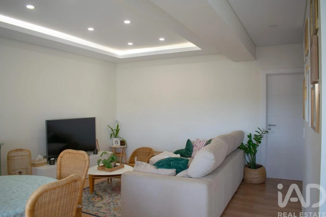Apartamento T3 para Venda em Amora Foto 3