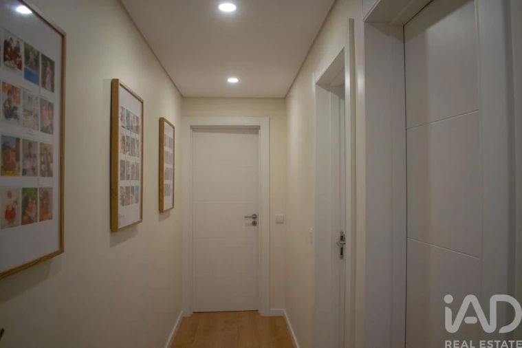 Apartamento T3 para Venda em Amora Foto 32