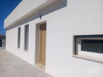 Moradia T3 para Venda em Azeitão (São Lourenço e São Simão)