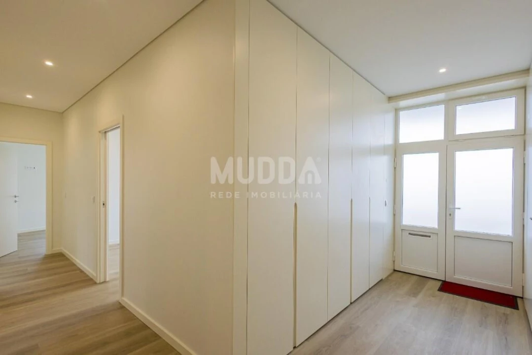 Apartamento T3 para Venda em Pedroso e Seixezelo Foto 8