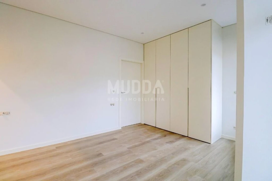 Apartamento T3 para Venda em Pedroso e Seixezelo Foto 17