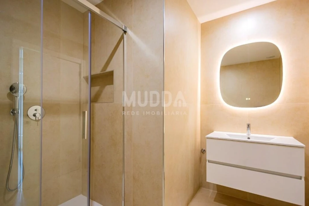 Apartamento T3 para Venda em Pedroso e Seixezelo Foto 30