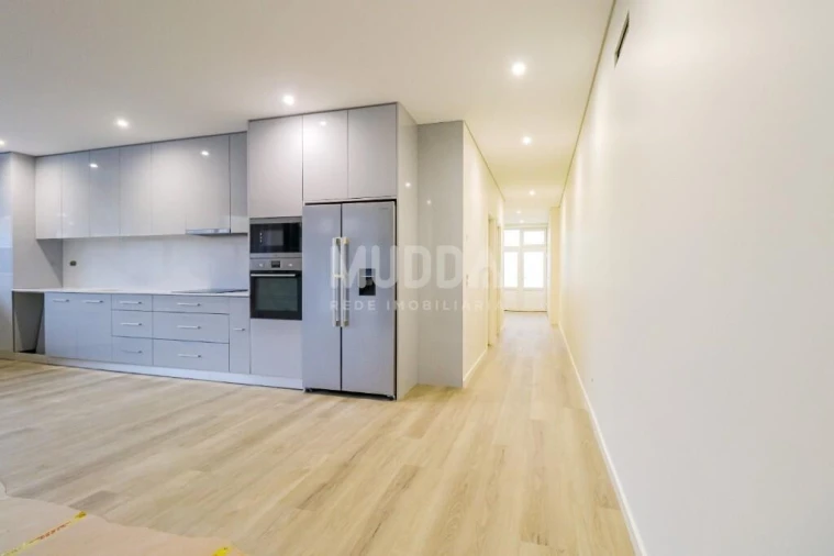 Apartamento T3 para Venda em Pedroso e Seixezelo Foto 4