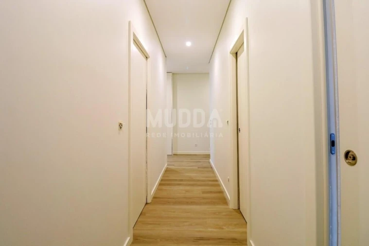 Apartamento T3 para Venda em Pedroso e Seixezelo Foto 12