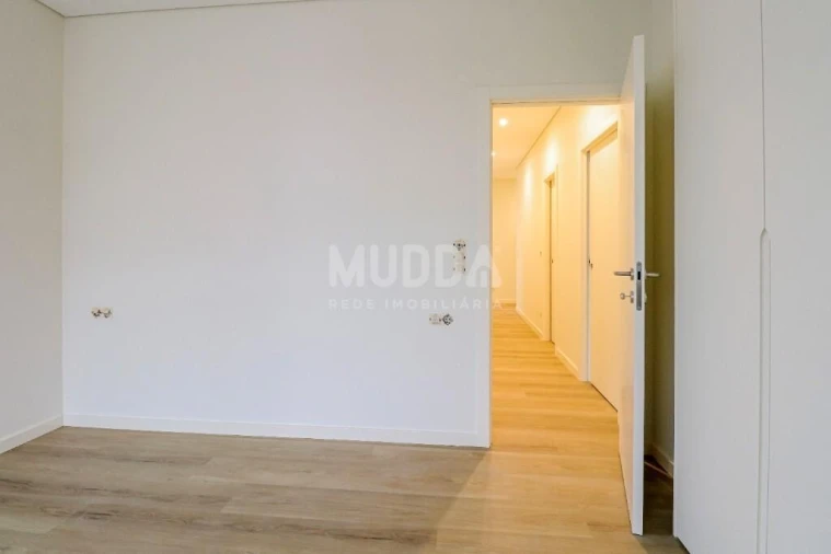 Apartamento T3 para Venda em Pedroso e Seixezelo Foto 16