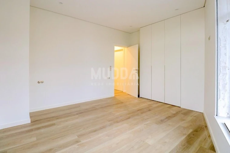 Apartamento T3 para Venda em Pedroso e Seixezelo Foto 14