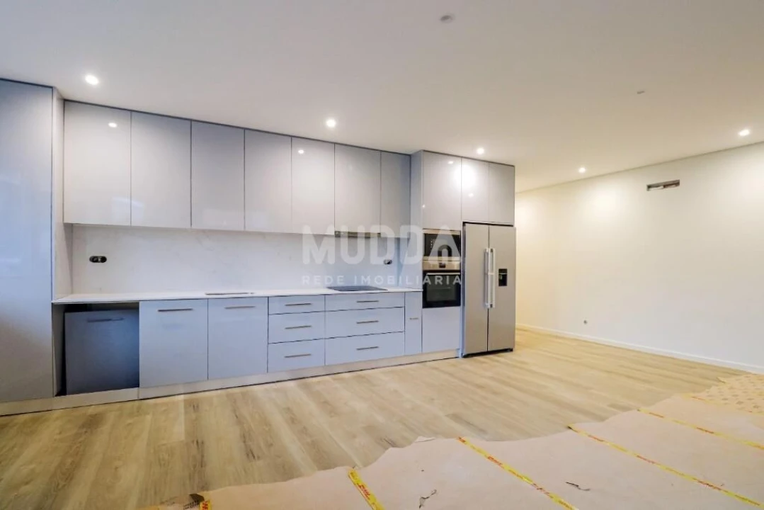 Apartamento T3 para Venda em Pedroso e Seixezelo Foto 2