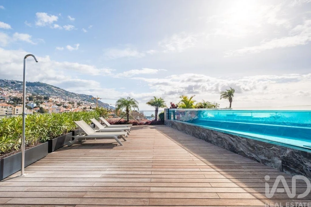 Apartamento T1 para Venda em Funchal (Santa Maria Maior) Foto 25