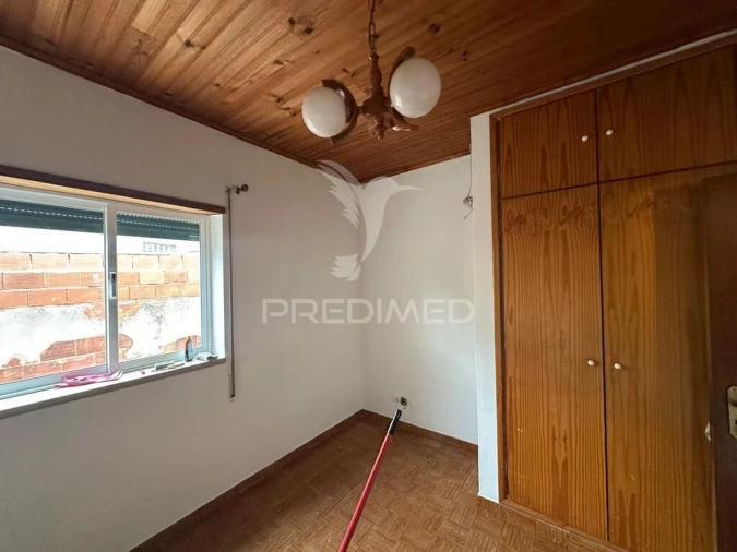 Moradia T3 para Venda em Alcanhões Foto 7