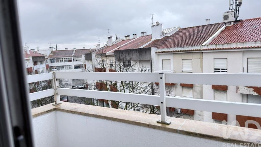 Apartamento T3 para Venda em Romeira e Várzea Foto 32