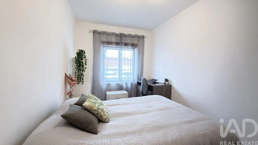 Apartamento T3 para Venda em Romeira e Várzea