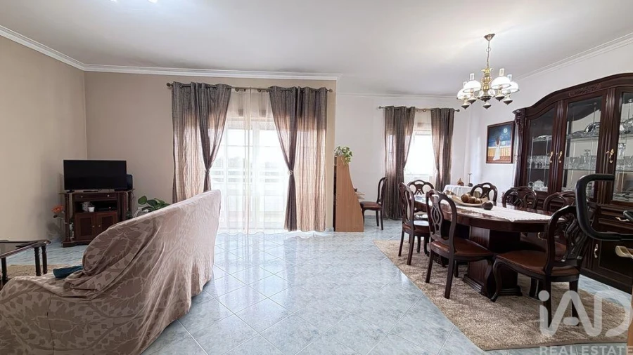 Apartamento T3 para Venda em Romeira e Várzea Foto 12