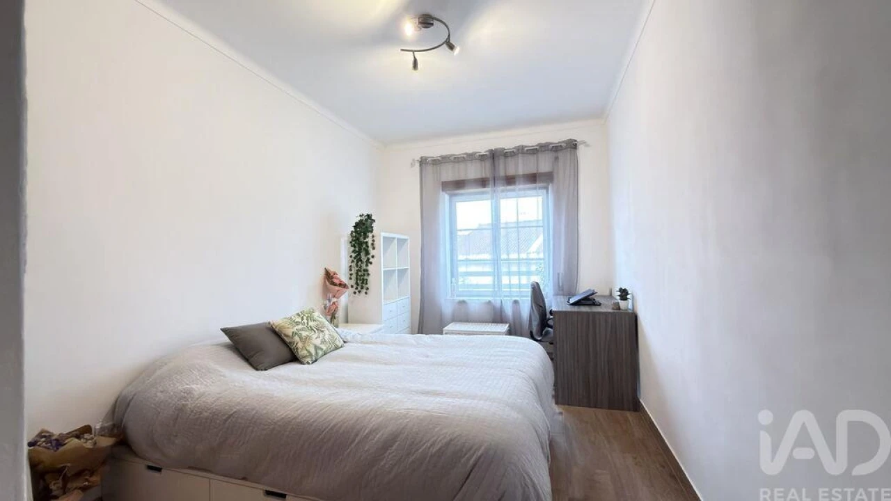 Apartamento T3 para Venda em Romeira e Várzea Foto 2