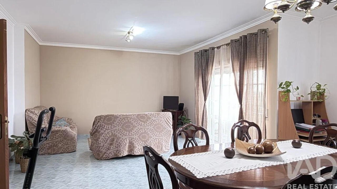 Apartamento T3 para Venda em Romeira e Várzea Foto 14