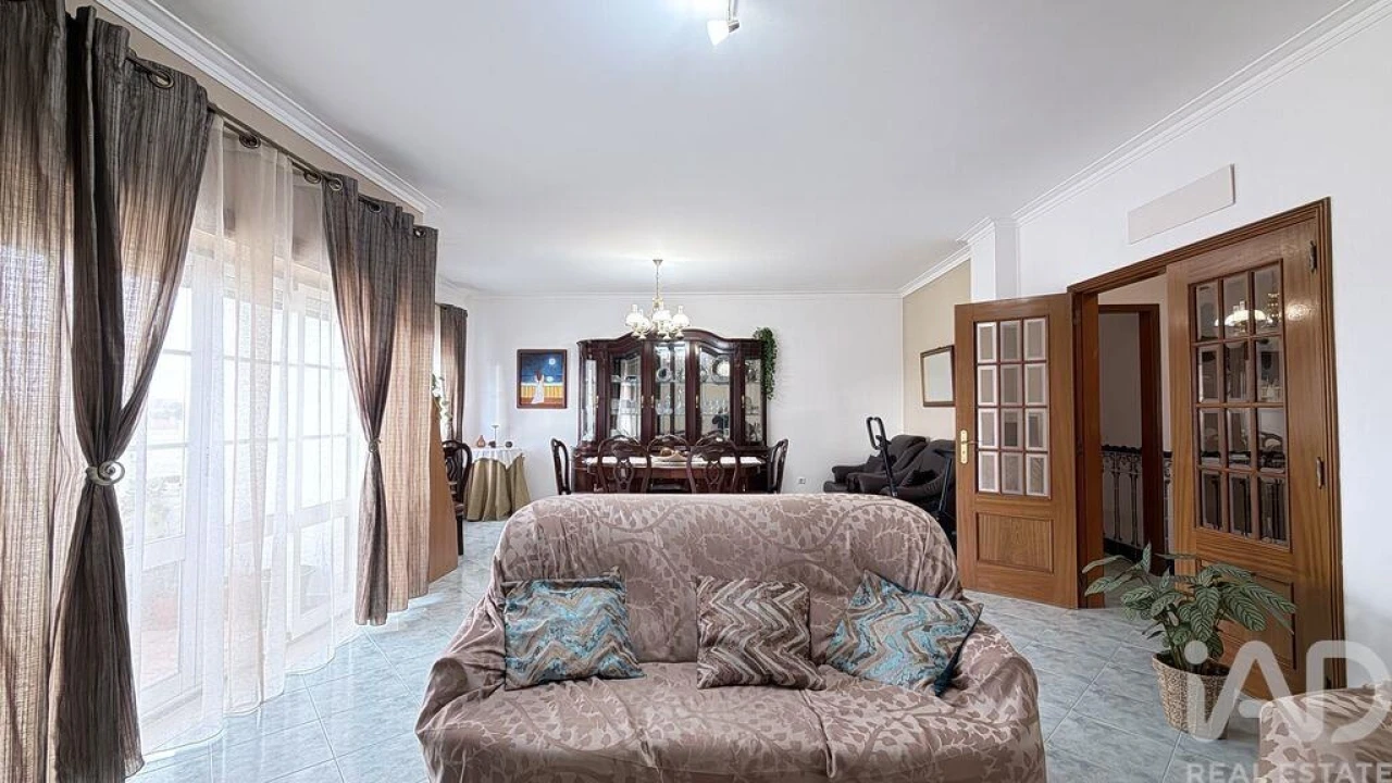 Apartamento T3 para Venda em Romeira e Várzea Foto 13