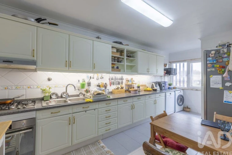 Apartamento T3 para Venda em Mina de Água Foto 13