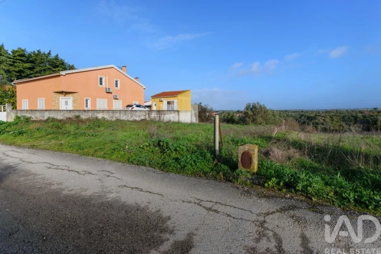 Terreno para Venda em Azoia de Cima e Tremês Foto 3