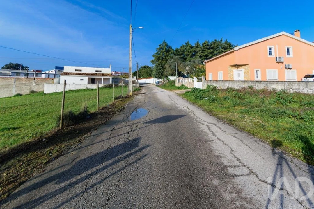 Terreno para Venda em Azoia de Cima e Tremês Foto 8