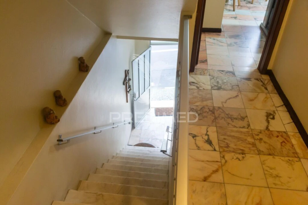 Moradia T2 para Venda em Praia da Vitoria (Santa Cruz) Foto 4