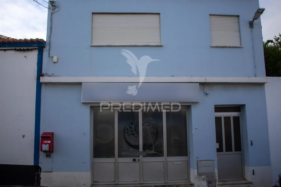 Moradia T2 para Venda em Praia da Vitoria (Santa Cruz) Foto 2