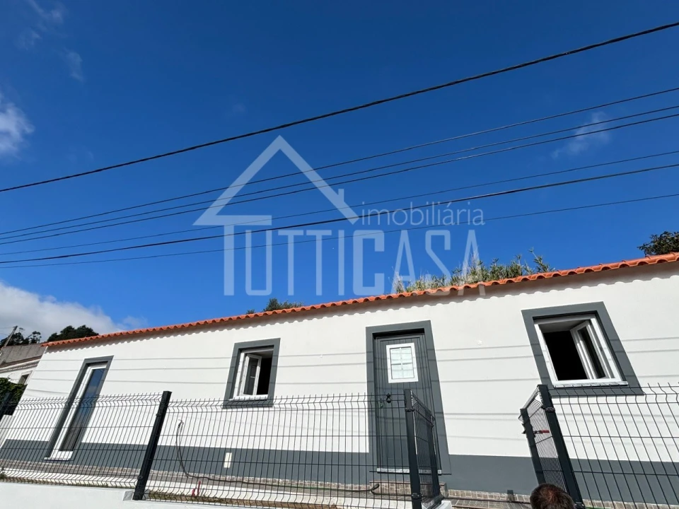 Moradia T2 para Venda em Azueira e Sobral da Abelheira Foto 16