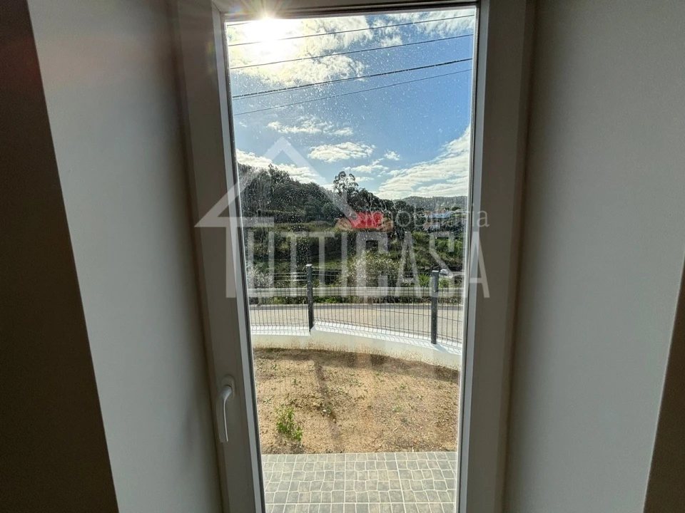 Moradia T2 para Venda em Azueira e Sobral da Abelheira Foto 35