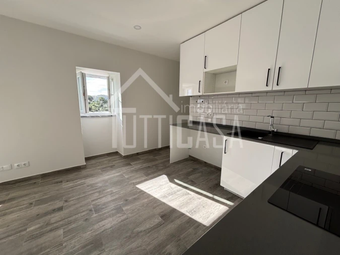 Moradia T2 para Venda em Azueira e Sobral da Abelheira Foto 5