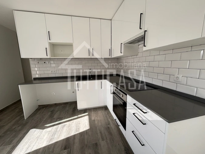 Moradia T2 para Venda em Azueira e Sobral da Abelheira Foto 2