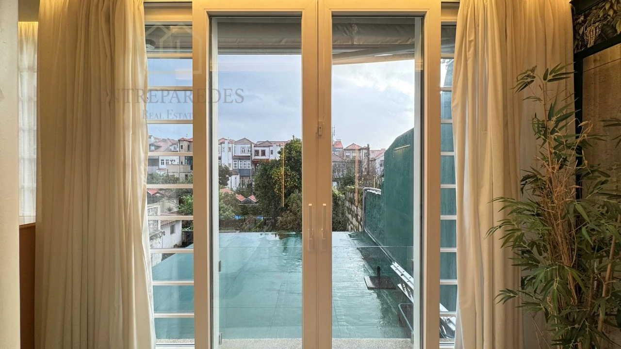 Apartamento T3 para Venda em Cedofeita, Santo Ildefonso, Sé, Miragaia, São Nicolau e Vitória Foto 32