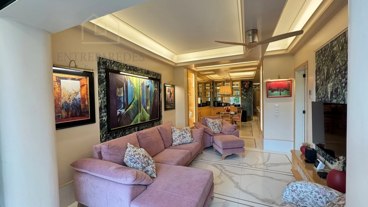 Apartamento T3 para Venda em Cedofeita, Santo Ildefonso, Sé, Miragaia, São Nicolau e Vitória Foto 1