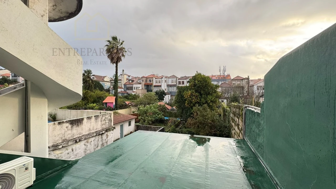 Apartamento T3 para Venda em Cedofeita, Santo Ildefonso, Sé, Miragaia, São Nicolau e Vitória Foto 34