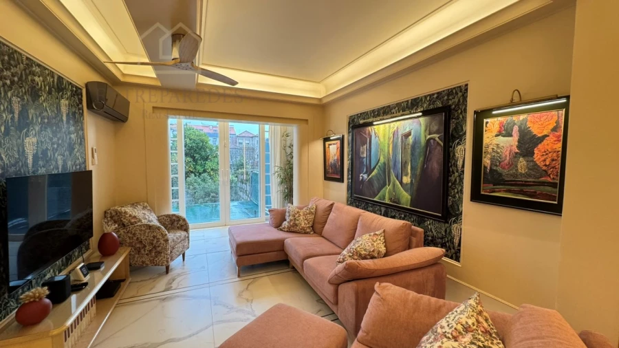 Apartamento T3 para Venda em Cedofeita, Santo Ildefonso, Sé, Miragaia, São Nicolau e Vitória Foto 5