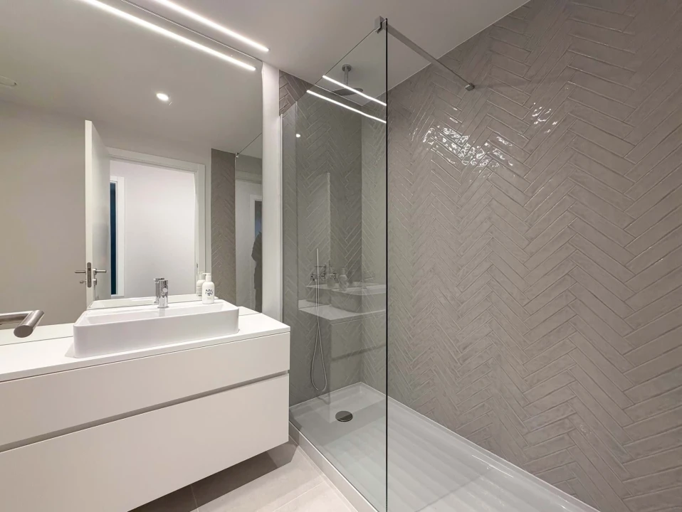 Apartamento T2 para Venda em Algés, Linda-A-Velha e Cruz Quebrada-Dafundo Foto 18