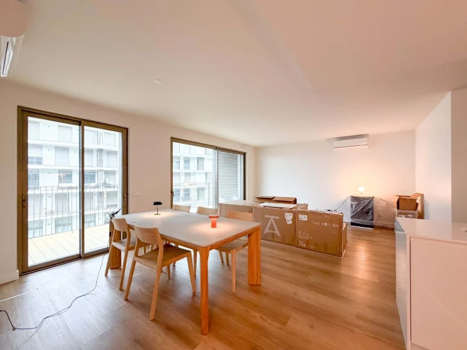 Apartamento T2 para Venda em Algés, Linda-A-Velha e Cruz Quebrada-Dafundo Foto 7