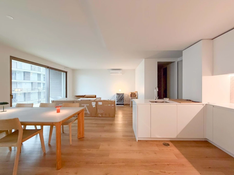 Apartamento T2 para Venda em Algés, Linda-A-Velha e Cruz Quebrada-Dafundo Foto 5