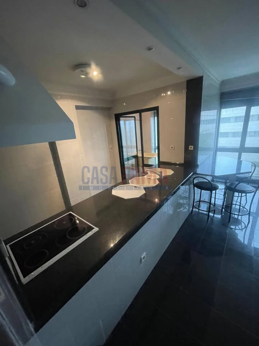 Apartamento T4 para Venda em Santo Tirso, Couto (Santa Cristina e São Miguel) e Burgães Foto 5