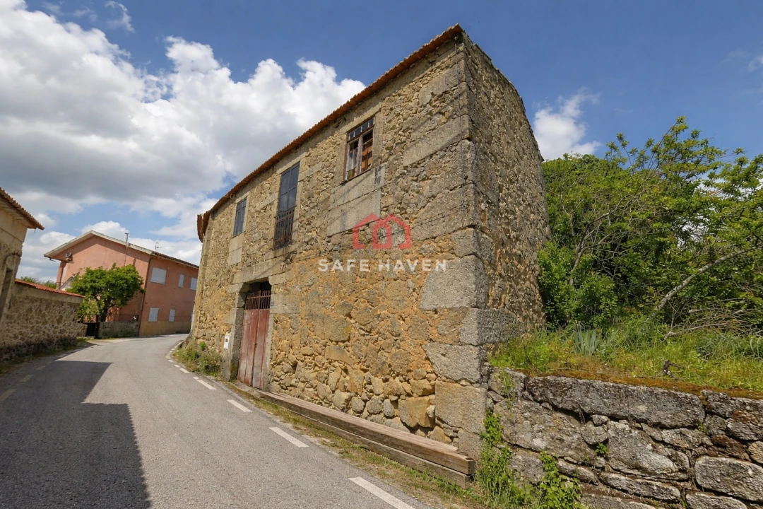Quinta T5 para Venda em Santiago de Cassurrães e Póvoa de Cervães Foto 4