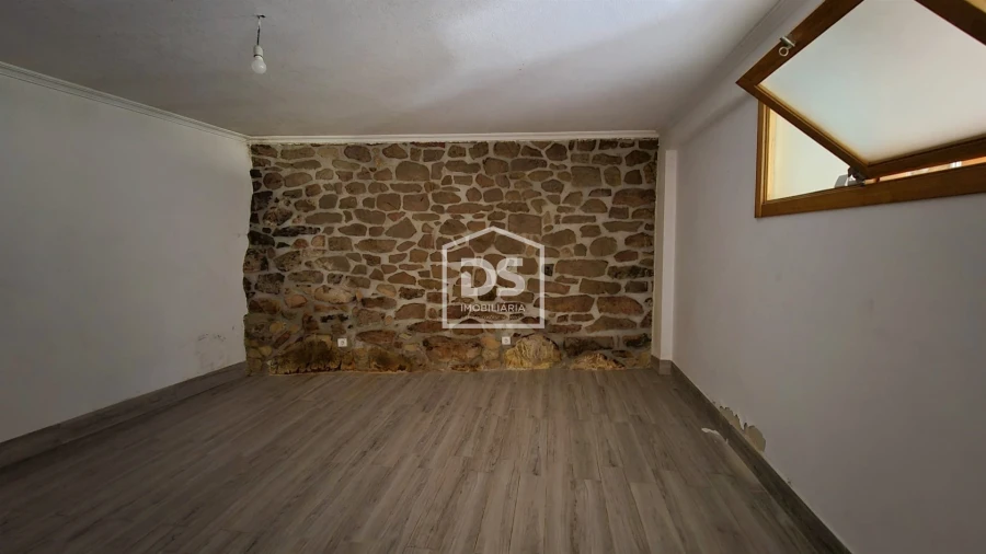 Moradia T3 para Venda em Pinhel Foto 16