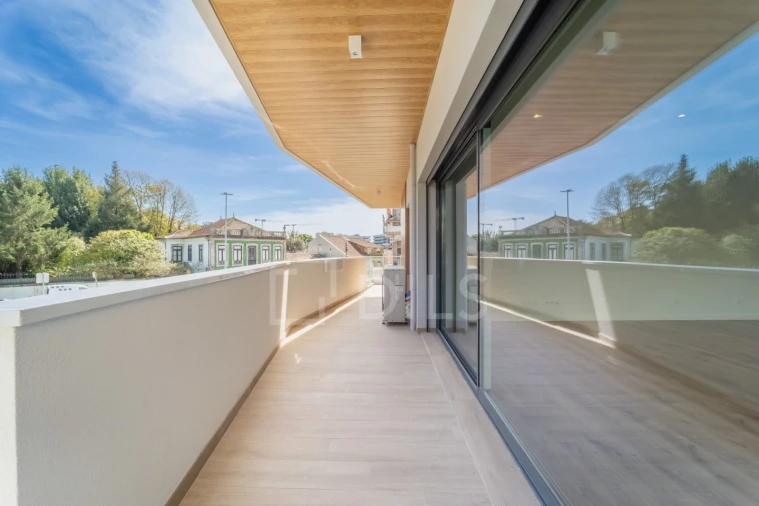 Apartamento T2 para Venda em Ramalde Foto 27