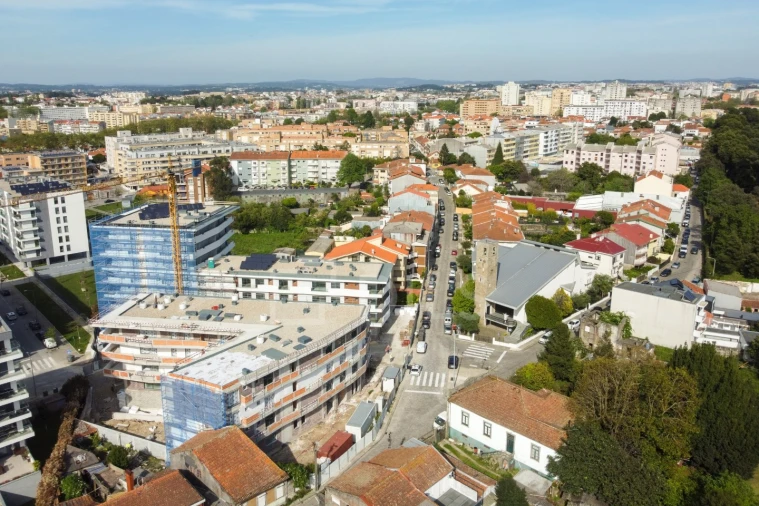 Apartamento T2 para Venda em Ramalde Foto 44