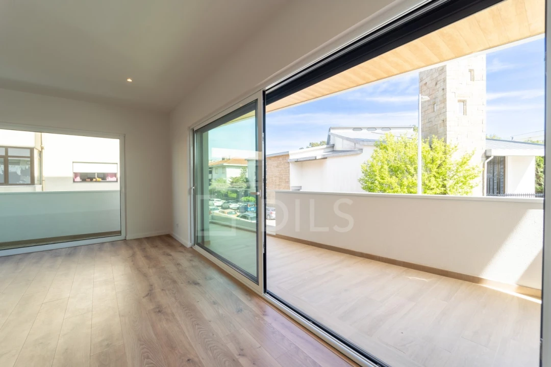 Apartamento T2 para Venda em Ramalde Foto 22